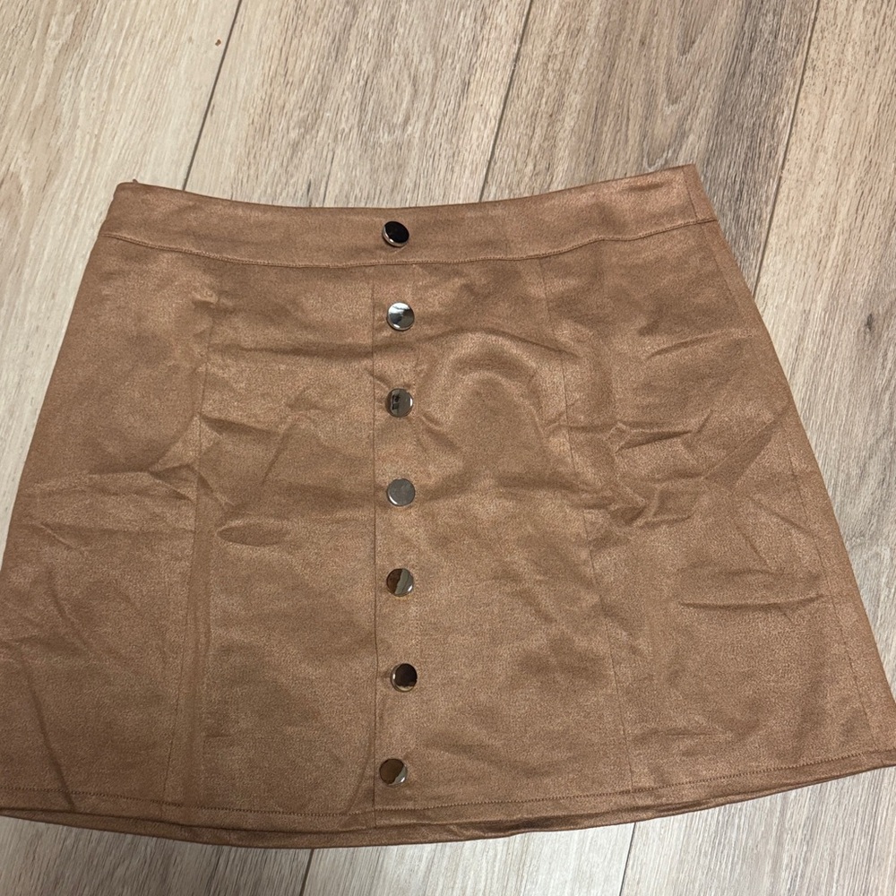 Cupshe NWT M CAMEL Brown FAUX Button-Front LINED SIDE ZIP MINI Skirt - Picture 2 of 6